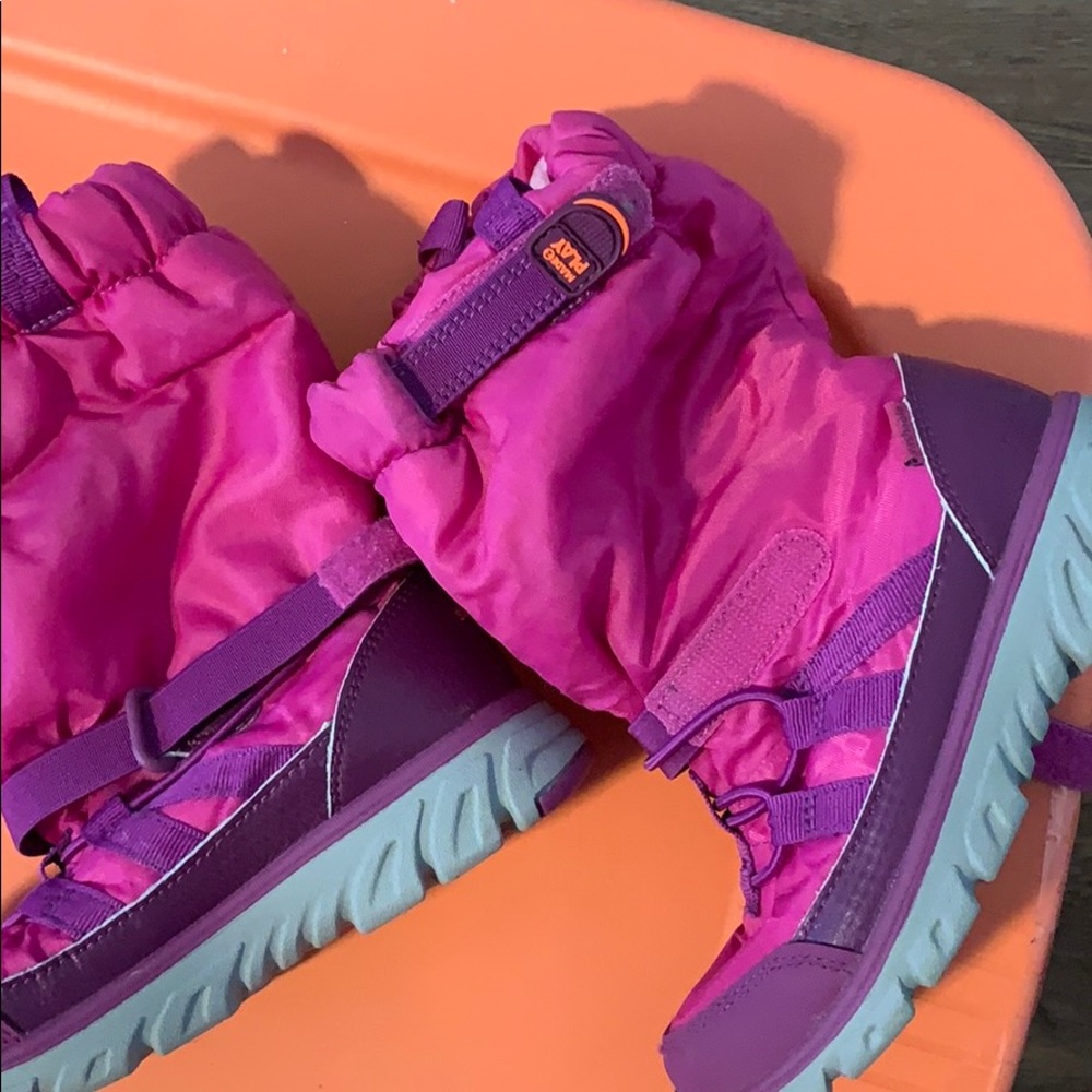 Stride rite 11 1/2 snow boots